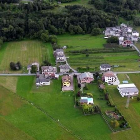 B & B Sentiero Valtellina Castello dell'Acqua エクステリア 写真