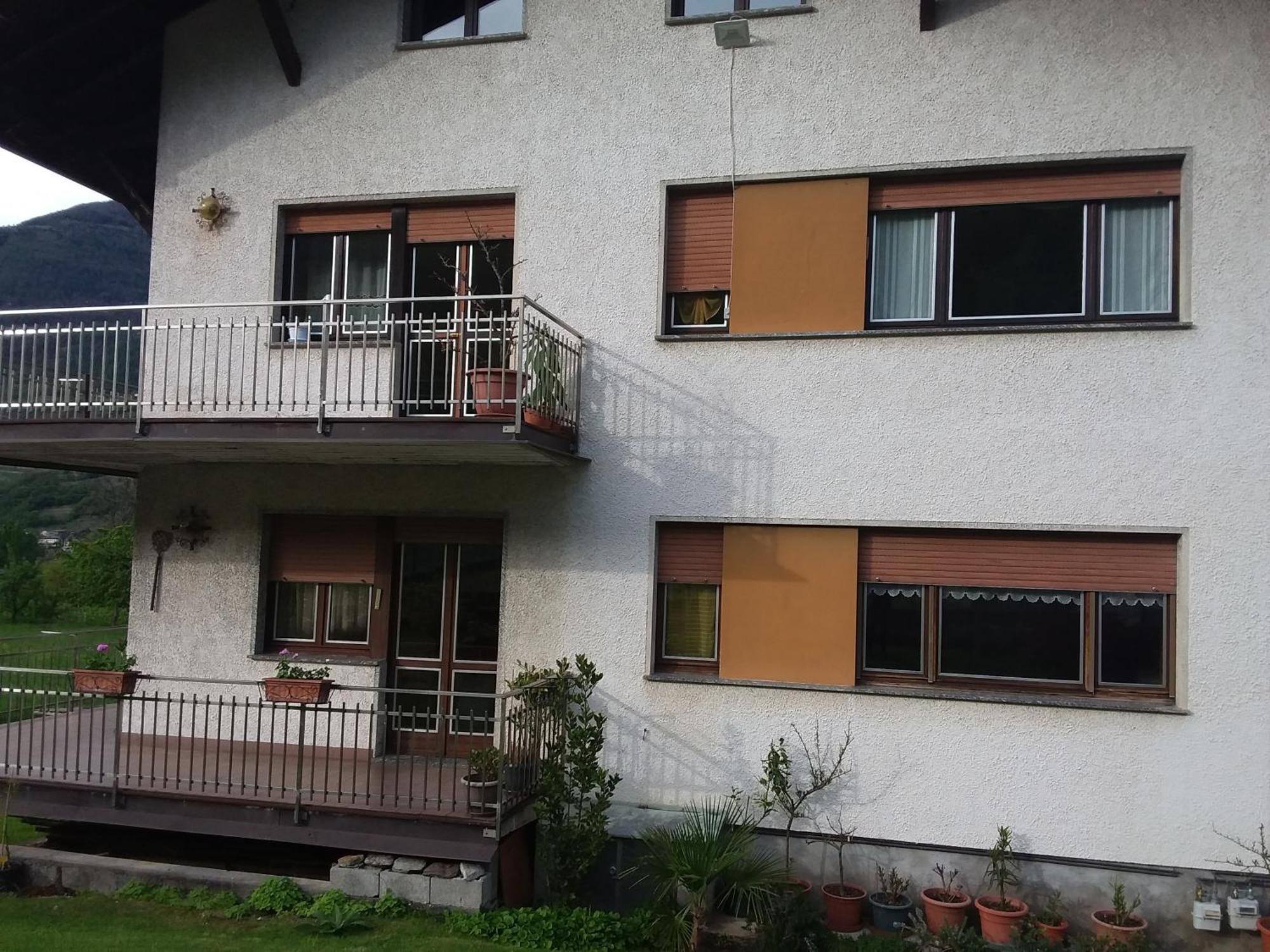 B & B Sentiero Valtellina Castello dell'Acqua エクステリア 写真